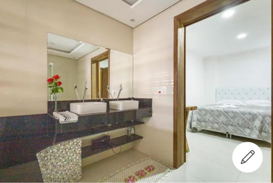 Quarto Em Casa Da Familia Anton Sao Jose dos Pinhais Bagian luar foto