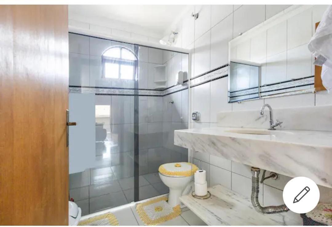 Quarto Em Casa Da Familia Anton Sao Jose dos Pinhais Bagian luar foto